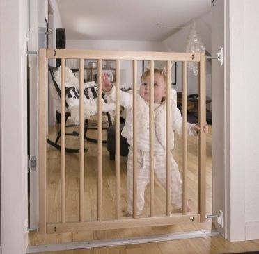 BabyDan Предпазна преграда No Trip Wood