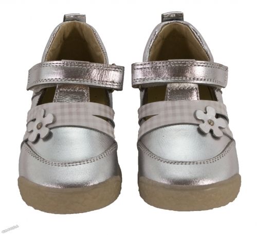 Petit Shoes - Детски обувки *De Plata*