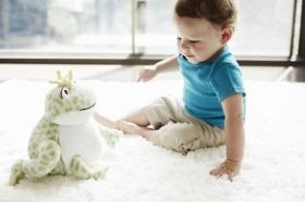 Светеща музикална играчка *Жаба* Cloud-b Twinkling Firefly Frog