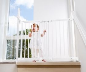 BabyDan Предпазна преграда Flexi Fit Wood White 