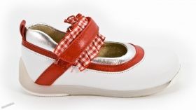 Petit Shoes - Детски обувки *Mis Zapatos Rojos*