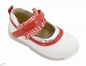 Petit Shoes - Детски обувки *Mis Zapatos Rojos*