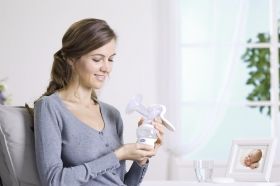 Chicco - Ръчна помпа за кърма Natural Feeling, New