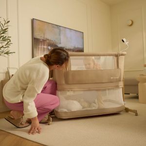KinderKraft NESTEE GROW 2 бебешка кошара beige